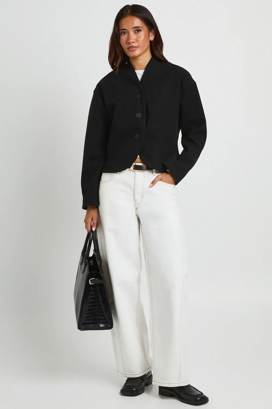 Manteau Court Façon Laine À Boutons