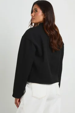 Manteau Court Façon Laine À Boutons
