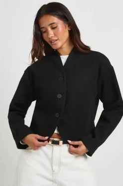 Manteau Court Façon Laine À Boutons