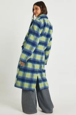 Manteau à double boutonnage look laine
