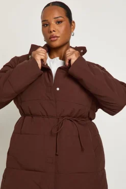 boohoo Manteau doudoune à ceinture nouée Plus<Femme Doudounes|Vestes & Manteaux