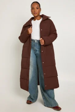 boohoo Manteau doudoune à ceinture nouée Plus<Femme Doudounes|Vestes & Manteaux