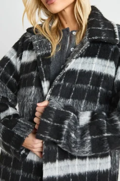 Manteau en laine à carreaux oversize