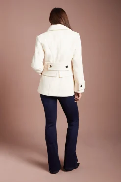 Manteau Ivoire À Col Large Avec Détails De Boutons