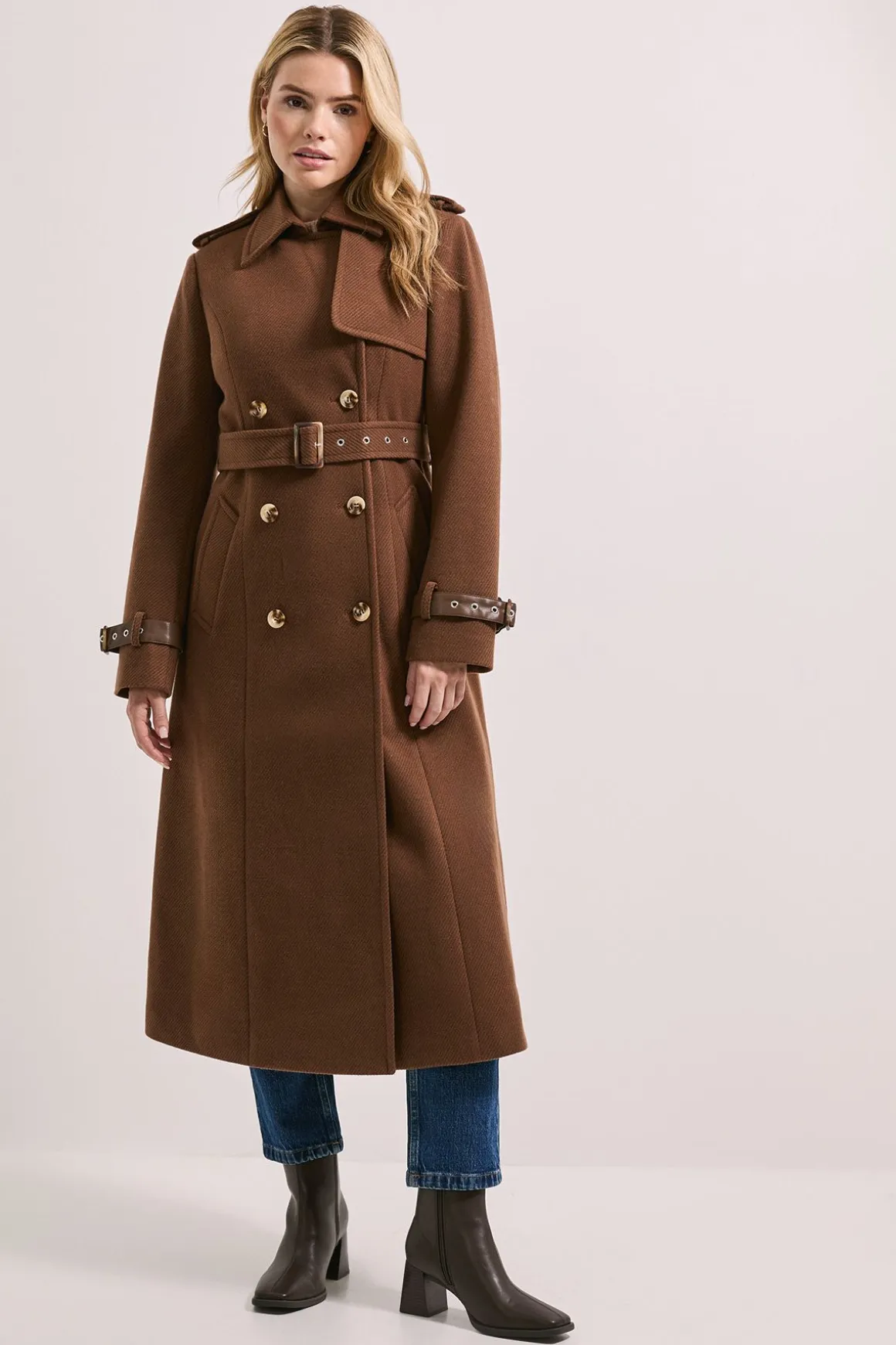 Manteau Long Boutonné avec Détails de Manchettes