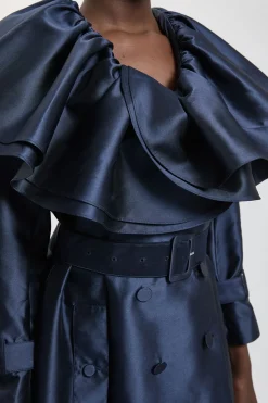KarenMillen Manteau Long Structuré En Satin À Volants Ajusté<Femme Vestes & Manteaux|Satin Et Dentelle