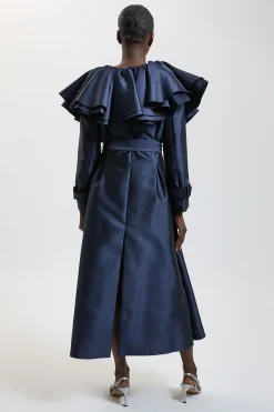 KarenMillen Manteau Long Structuré En Satin À Volants Ajusté<Femme Vestes & Manteaux|Satin Et Dentelle