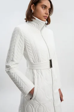 Manteau Matelassé Mi-Long à Ceinture avec Détails de Coutures Multiples