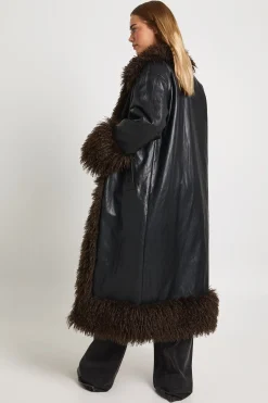boohoo Manteau Maxi En Synthétiquecuir Avec Bordure En Synthétique<Femme Vestes & Manteaux