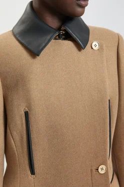 Manteau Midi Ceinturé En Laine Avec Détails En Synthétiquecuir