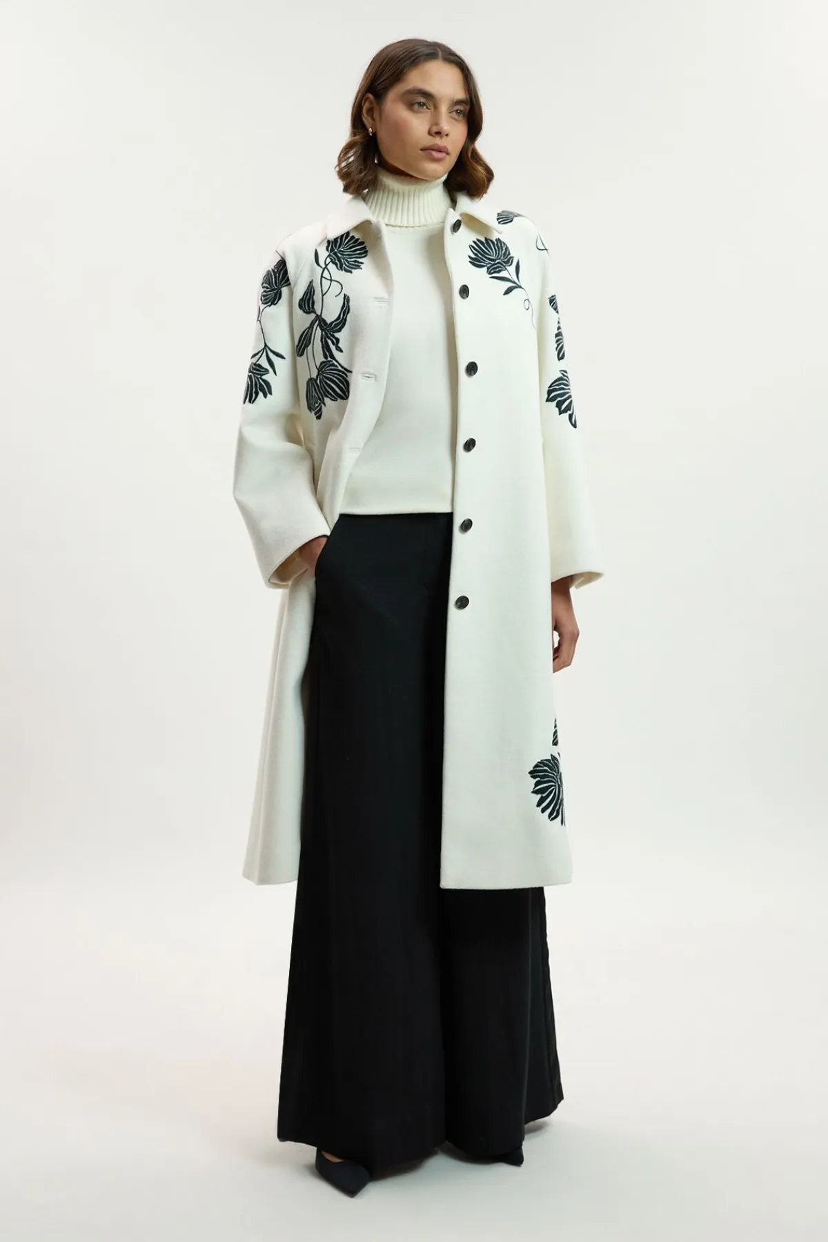 KarenMillen Manteau Mi-Long Ajusté en Laine Brossée avec Broderie Positionnée<Femme Tailleurs|Manteaux Et Vestes D’Automne