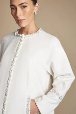 Manteau Mi-long De Mariée Avec Détails En Strass