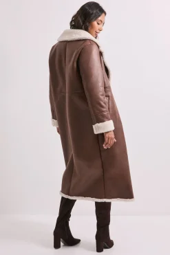 Manteau Mi-long en Peau Lainée