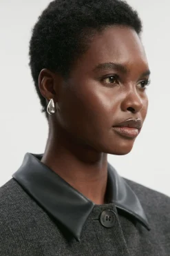 Manteau Mi-Long Tailleur en Laine Brossée à Carreaux et Détails synthétiquecuir