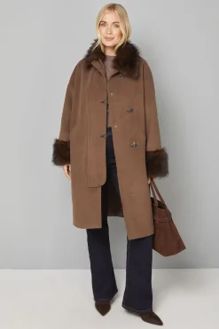 Manteau Petite à Col en synthétique avec Détail Brandebourg