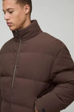 Manteau Puffer Tall Man, coupe boxy, à col cheminée, en brun
