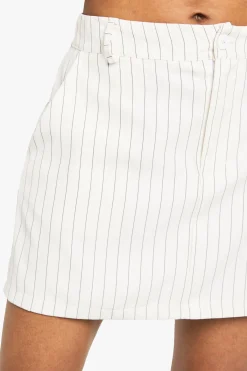 boohoo Mini-jupe cintrée à rayures fines<Femme Tailleurs|Jupes