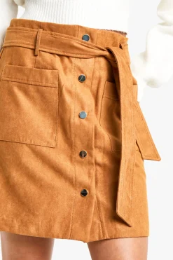 boohoo Mini-jupe en look daim avec boutons et ceinture<Femme Jupes|Jupes