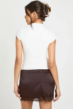 Mini-jupe En Satin Avec Bordure En Dentelle