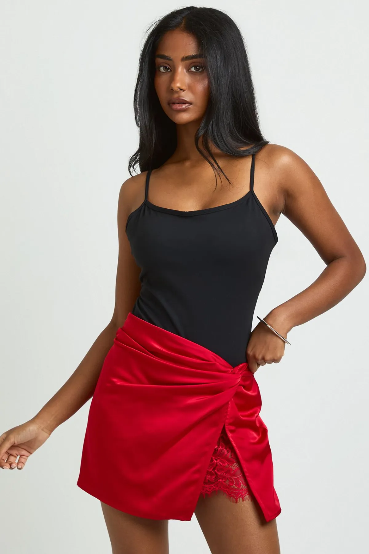 boohoo Mini-jupe en Satin avec Insertion de Dentelle<Femme Jupes|Jupes