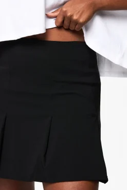 boohoo Mini-jupe plissée en bengaline grande taille<Femme Jupes|Jupes