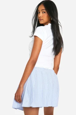 Mini-jupe plissée à taille contrastée en tissu froissé