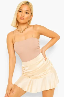 boohoo Mini-jupe Satinée Froncée Petite<Femme Jupes|Jupes
