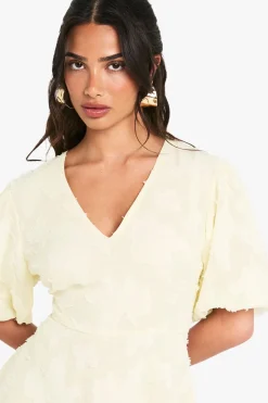 boohoo Mini Robe Bouffante À Décolleté Plongeant Et Motif Floral Effet Dévoré Petite<Femme Robes De Soirée|Toutes Les Robes
