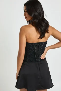 boohoo Mini Robe Corset Drapée En Dentelle Florale Transparente Texturée Petite<Femme Robes Corset|Satin Et Dentelle