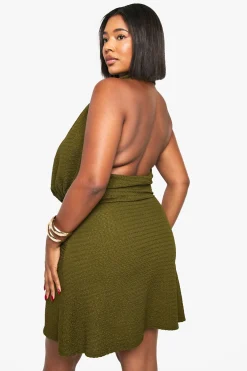 boohoo Mini robe à encolure cache-cou en tissu texturé et drapé<Femme Robes Patineuses|Robes