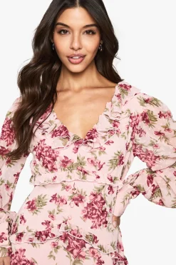 boohoo Mini Robe En Mousseline À Volants Et Motif Floral<Femme Robes Patineuses|Robes À Manches Longues