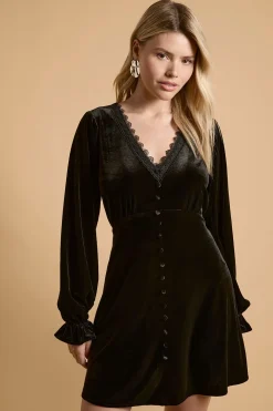 Mini Robe En Velours Boutonnée Avec Finitions En Dentelle