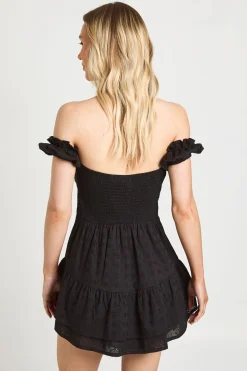 boohoo Mini Robe Petite À Volants Bardot Et Broderie Anglaise<Femme Toutes Les Robes|Robes