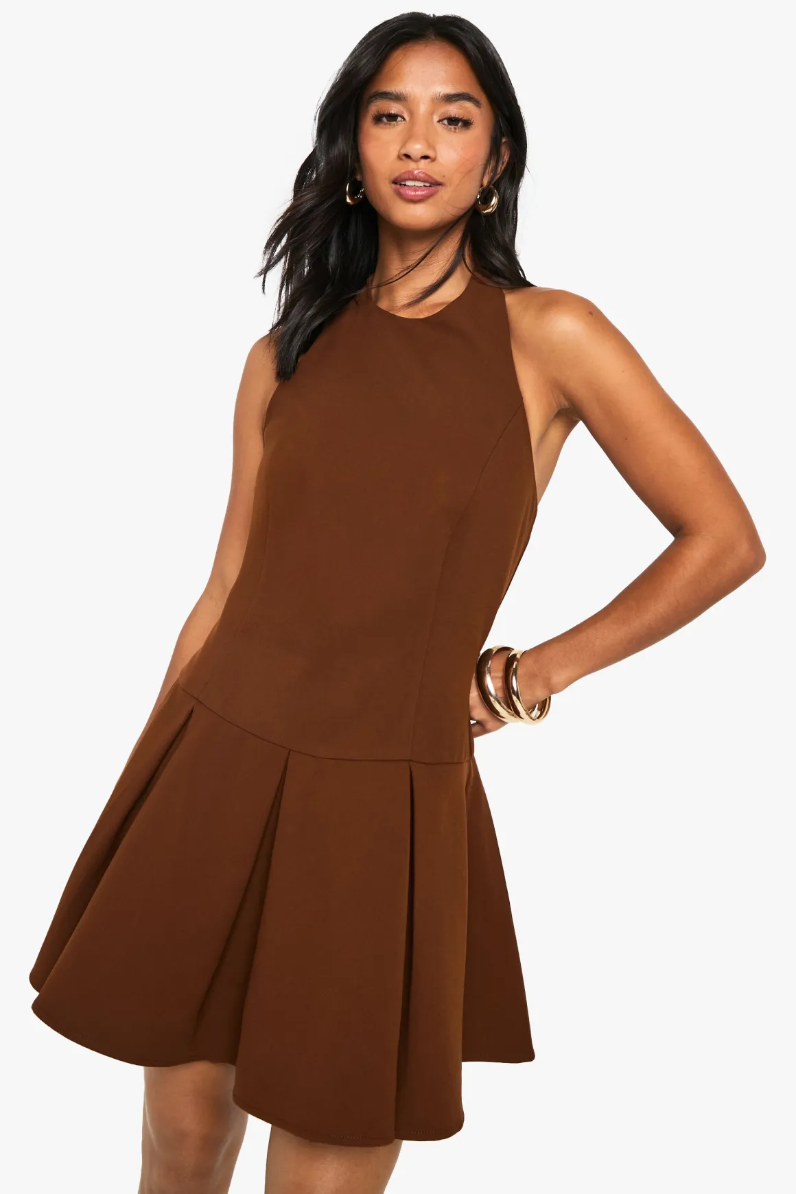 Mini robe plissée à encolure haute, taillée pour les petites tailles