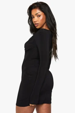 Mini robe portefeuille à fronces en tissu soyeux