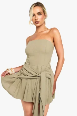 boohoo Mini robe portefeuille plissée aspect lin<Femme Robes Patineuses|Robes