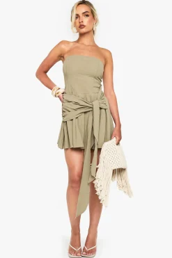boohoo Mini robe portefeuille plissée aspect lin<Femme Robes Patineuses|Robes