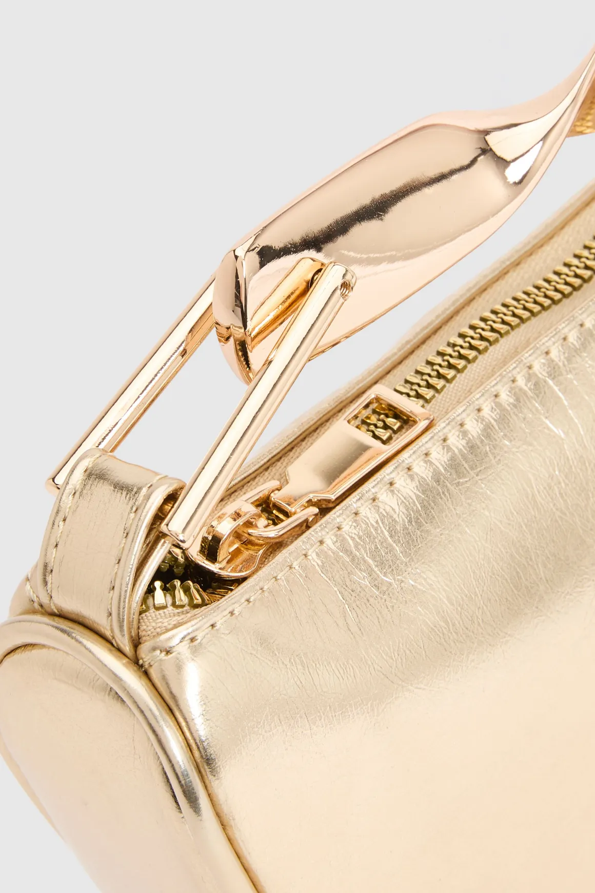 Mini Sac À Main Avec Poignée Torsadée Métallisée