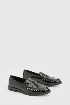 Mocassin laqué clouté