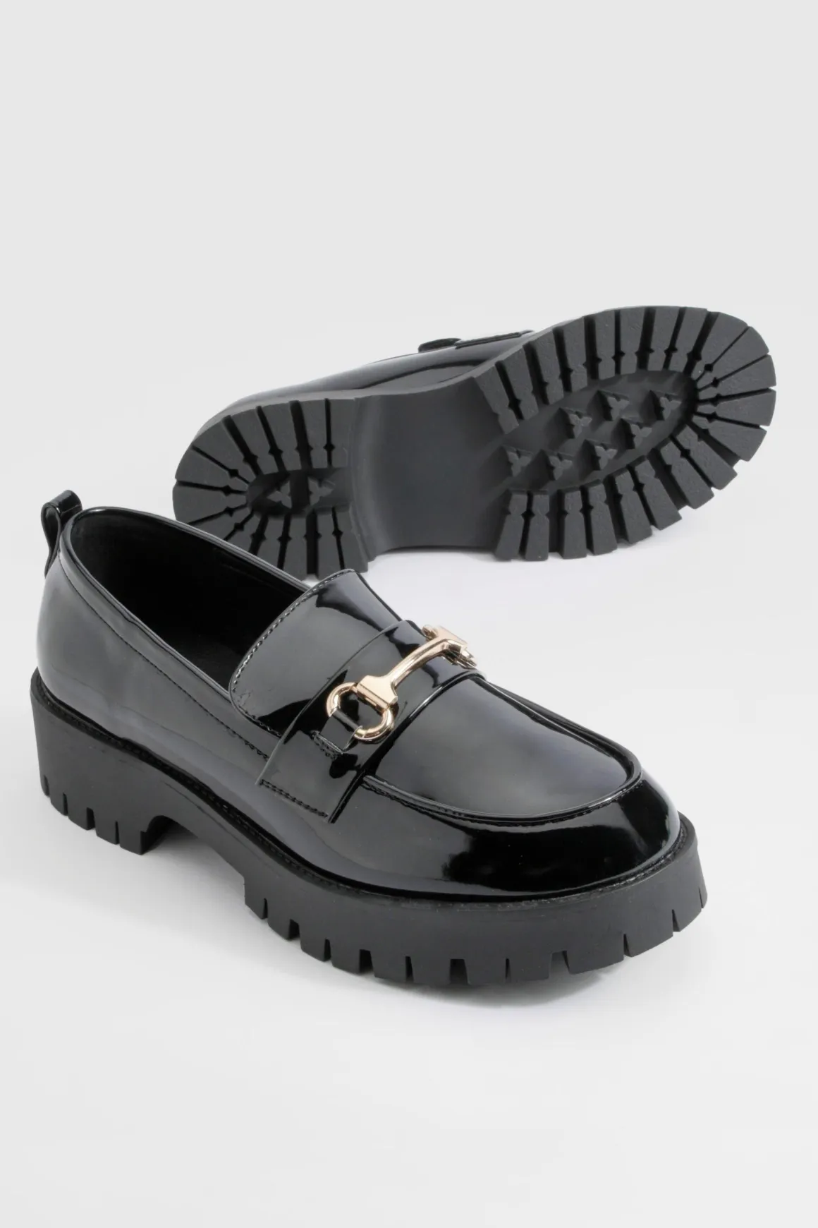 Mocassins À Barre En T Vernis Chunky Coupe Large