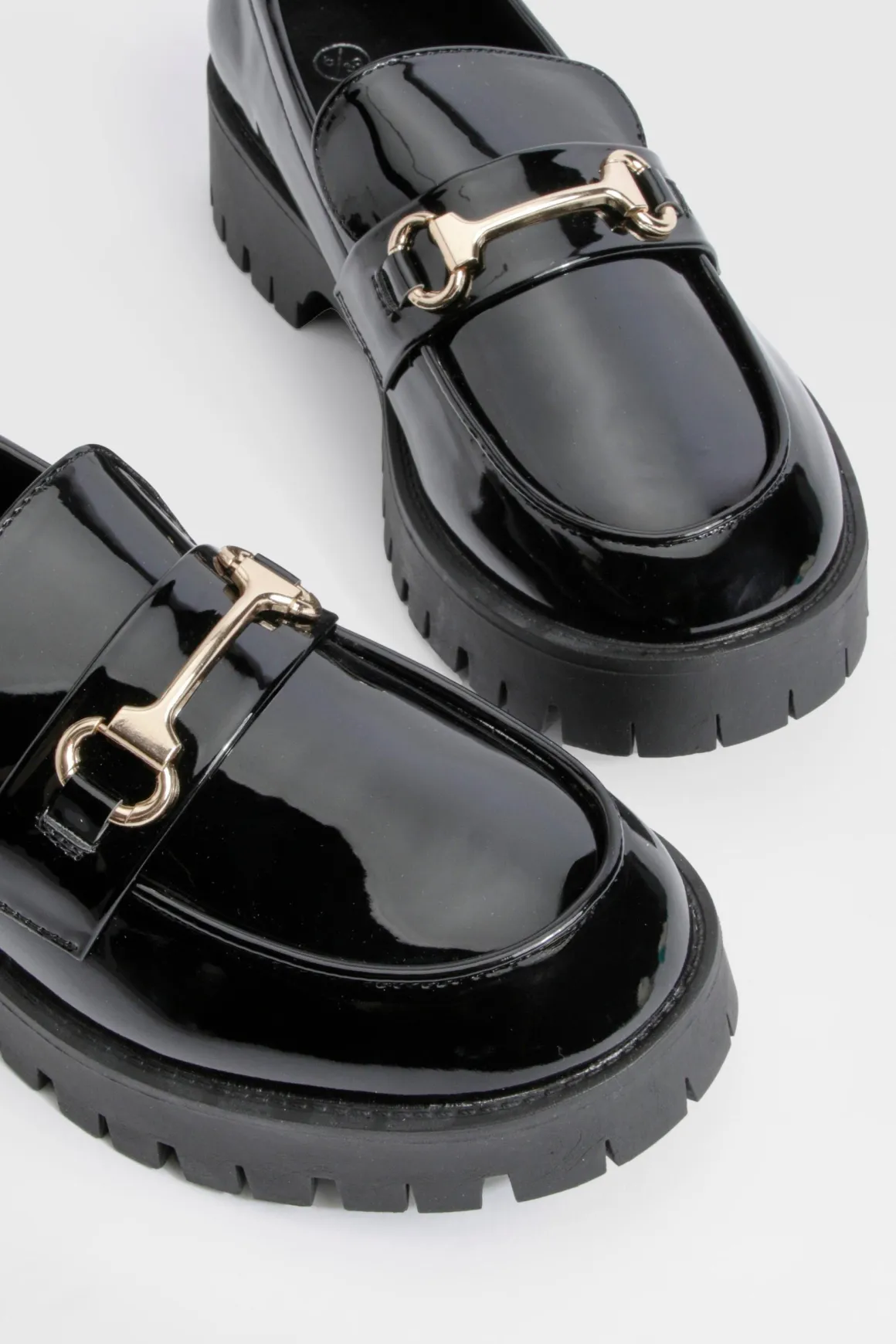 Mocassins À Barre En T Vernis Chunky Coupe Large