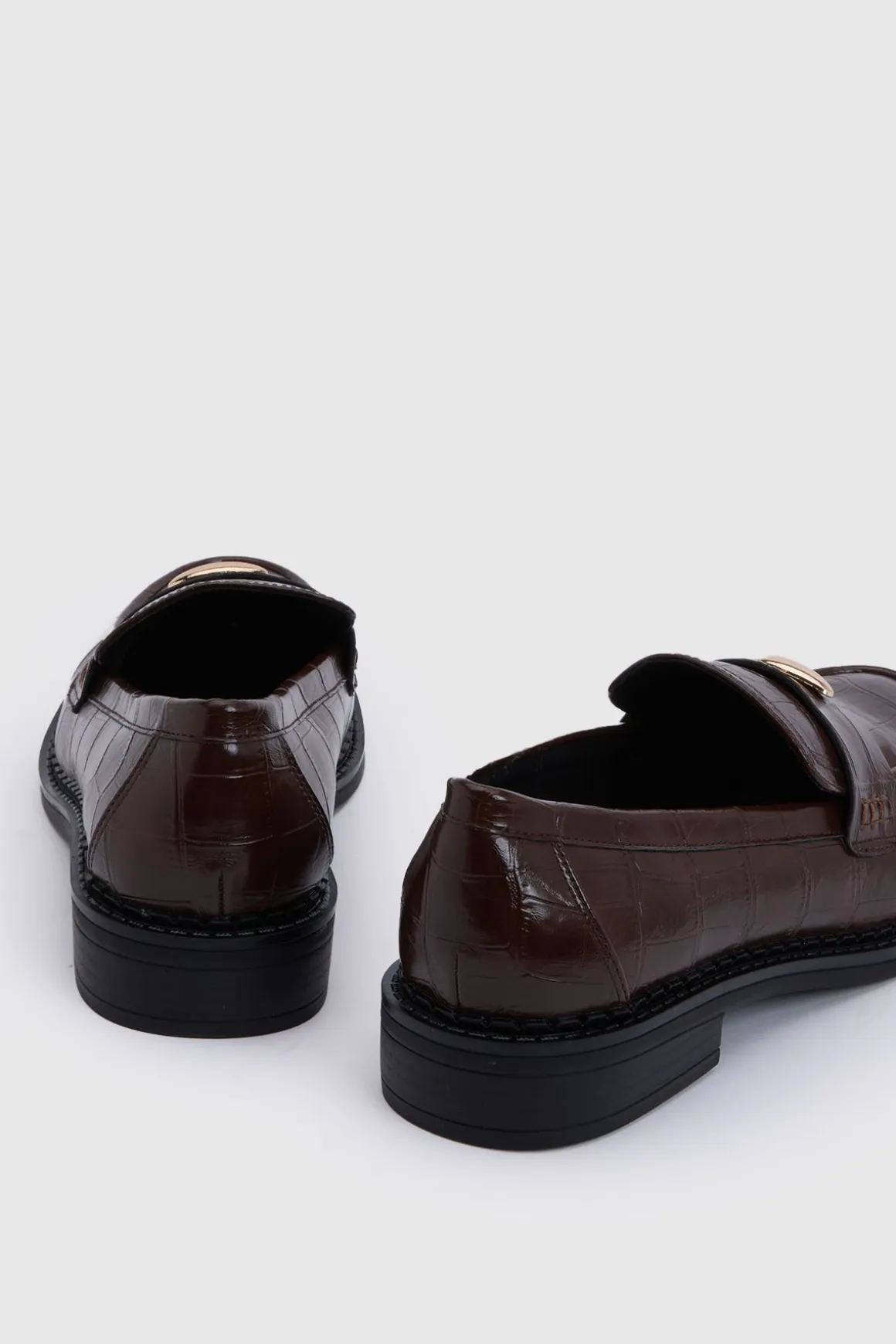 Mocassins À Coupe Large Avec Détail Garniture Effet Croco