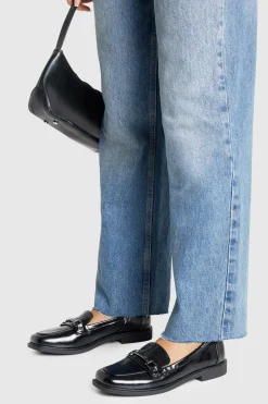 Mocassins coupe large avec détails en quincaillerie