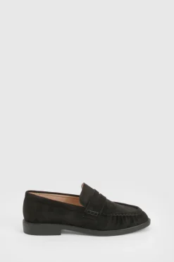 Mocassins froncés en synthétique à coupe large