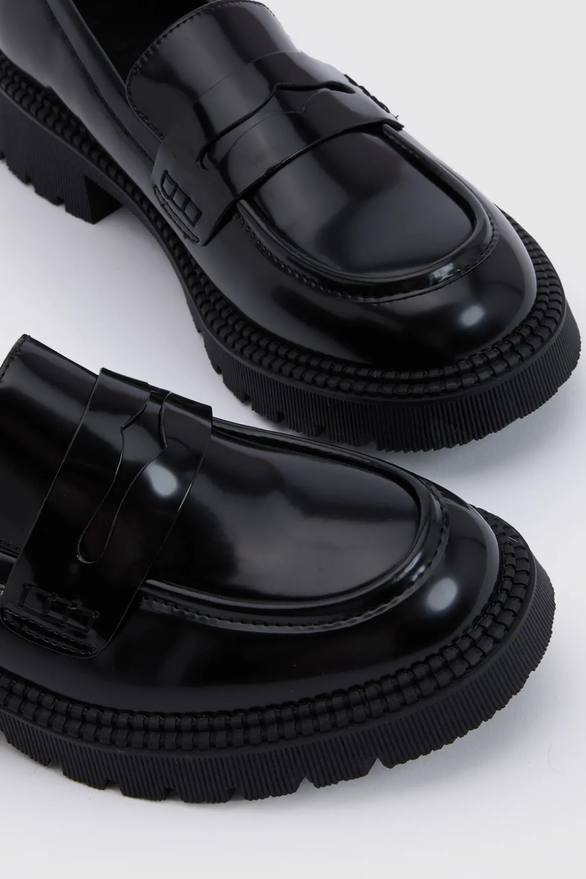Mocassins À Semelle Épaisse Coupe Large