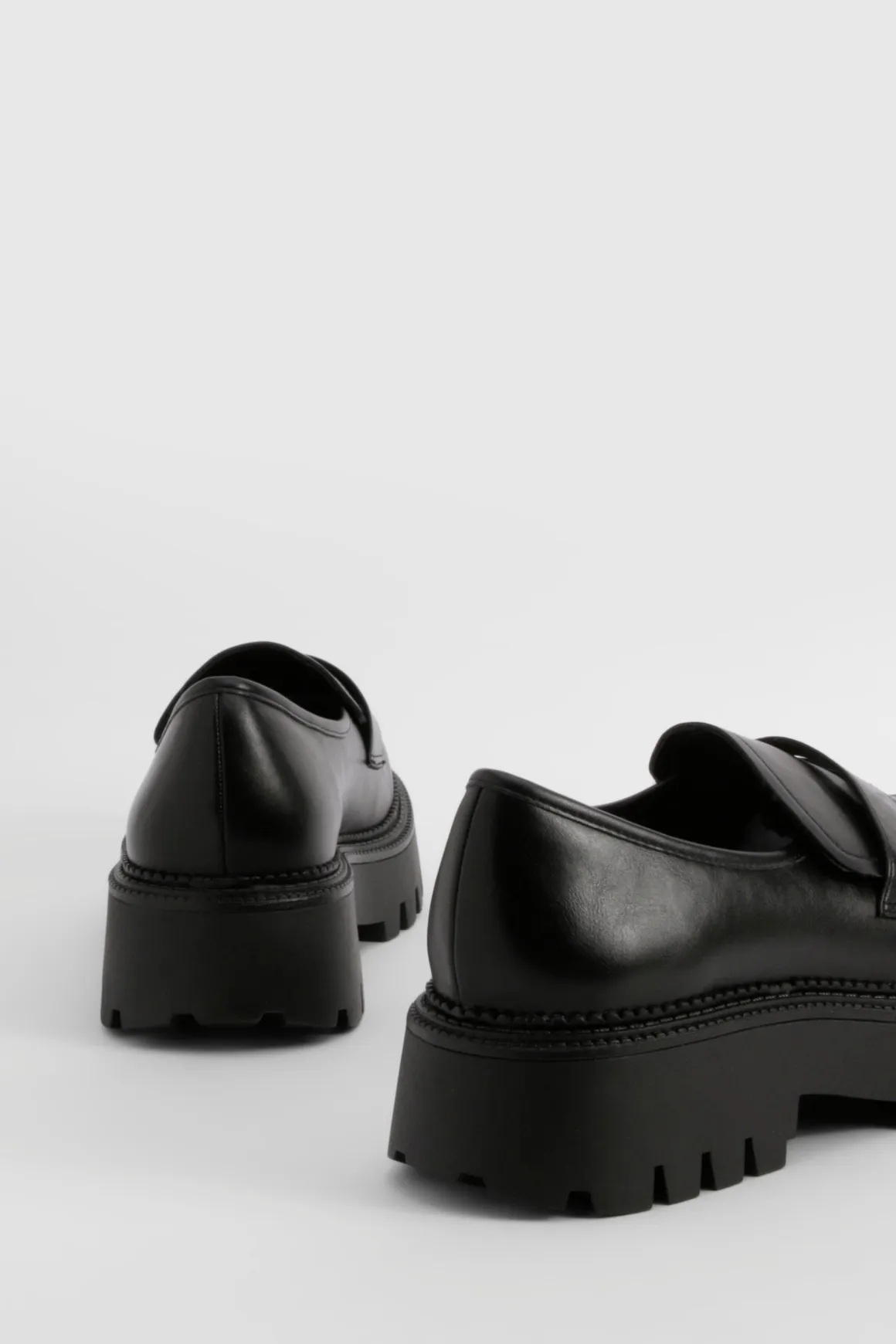 Mocassins À Semelle Épaisse Coupe Large