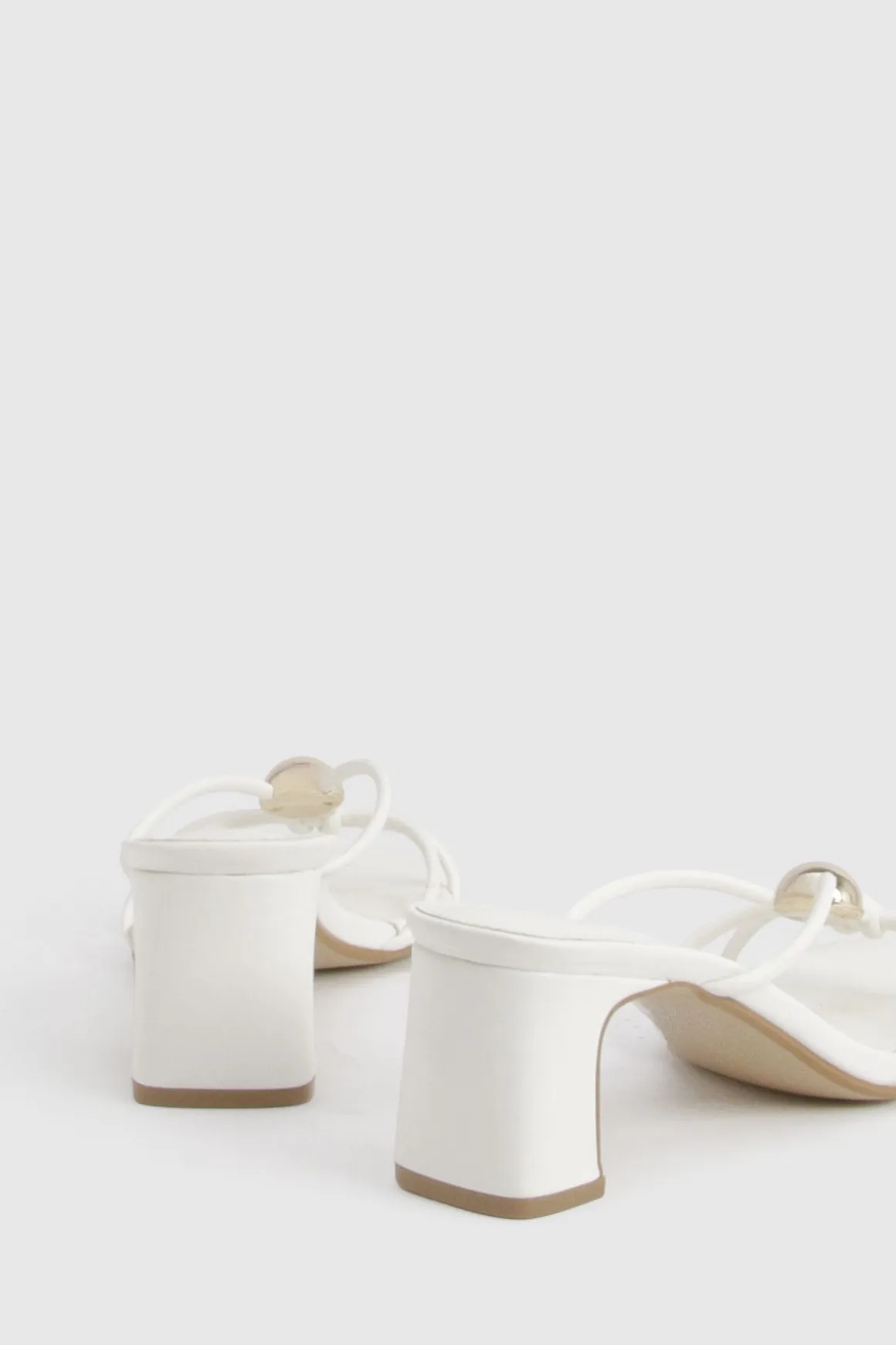 Mules À Brides Avec Détails Dorés