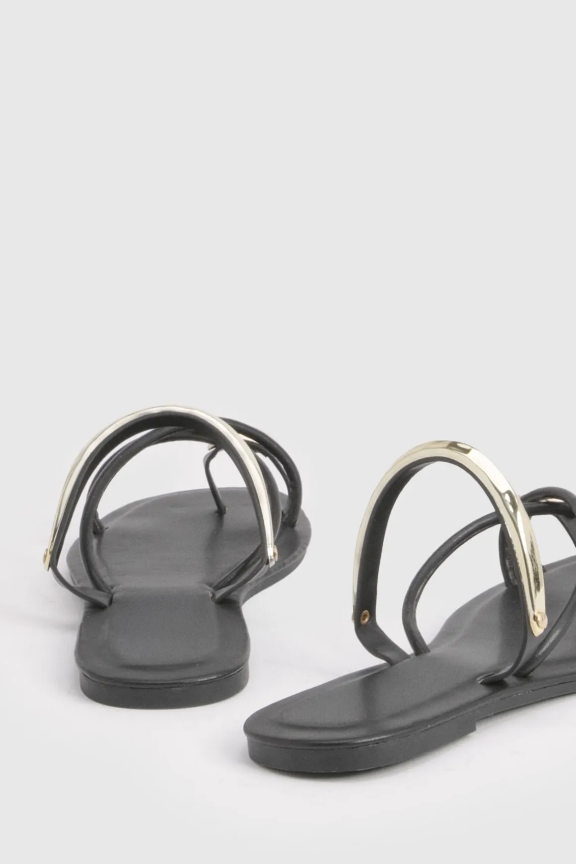 Mules À Brides Entrecroisées Avec Détail Hardwear