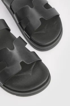 Mules À Plateforme À Découpes