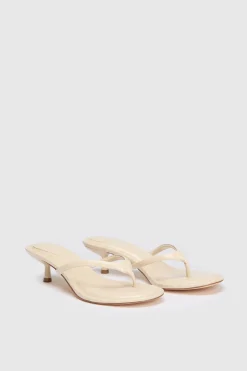 Mules À Talon Aiguille Bas Et Bride Entre-orteils Effet Croco